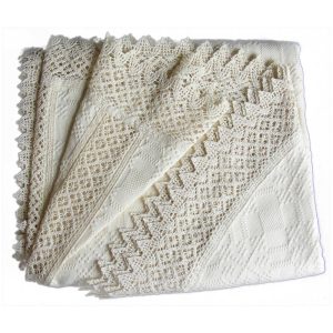 Fata de masa traditionala ovala din bumbac 160x120 CM Crem