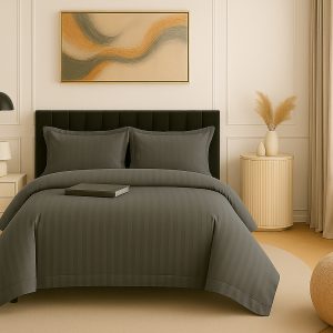 Lenjerie pat damasc policoton   (GRI-INCHIS)